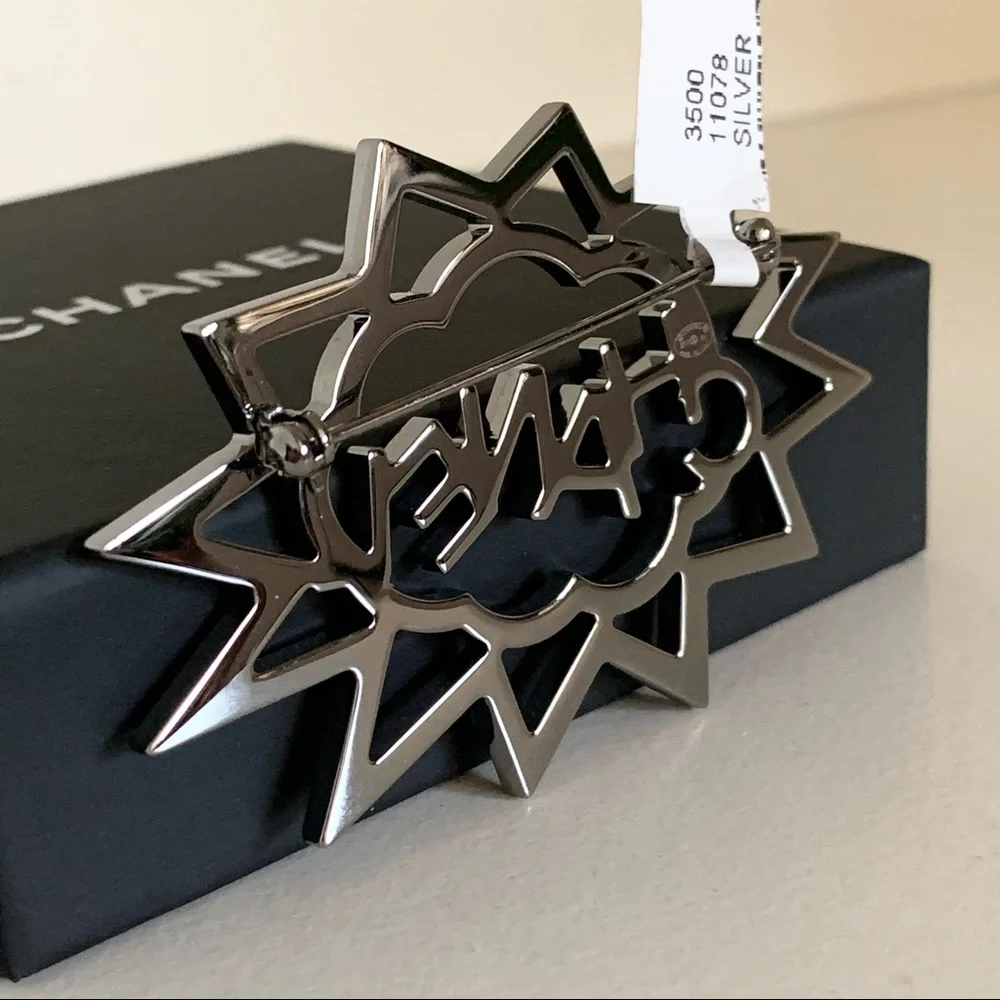 Chanel Large Bam Pow 💥 Brooch pin - Picture 2 of 16
